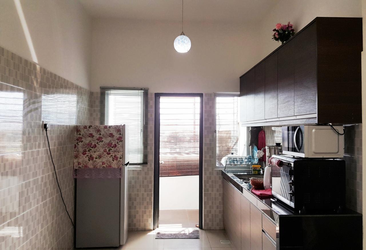 Mahkota Cheras Sweet Condo 1-14 Pax Near Mrt To Kl Kuala Lumpur Extérieur photo